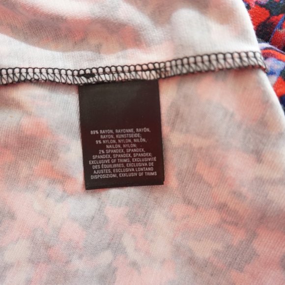 HD in Paris Saraid Long Sleeve Red Floral Print Swing Fit to Flare Dress M - Picture 11 of 11